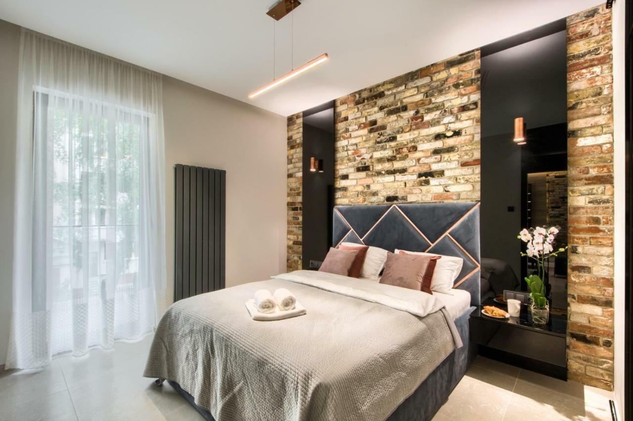 Zlota Luxury Apartments วอร์ซอ ภายนอก รูปภาพ