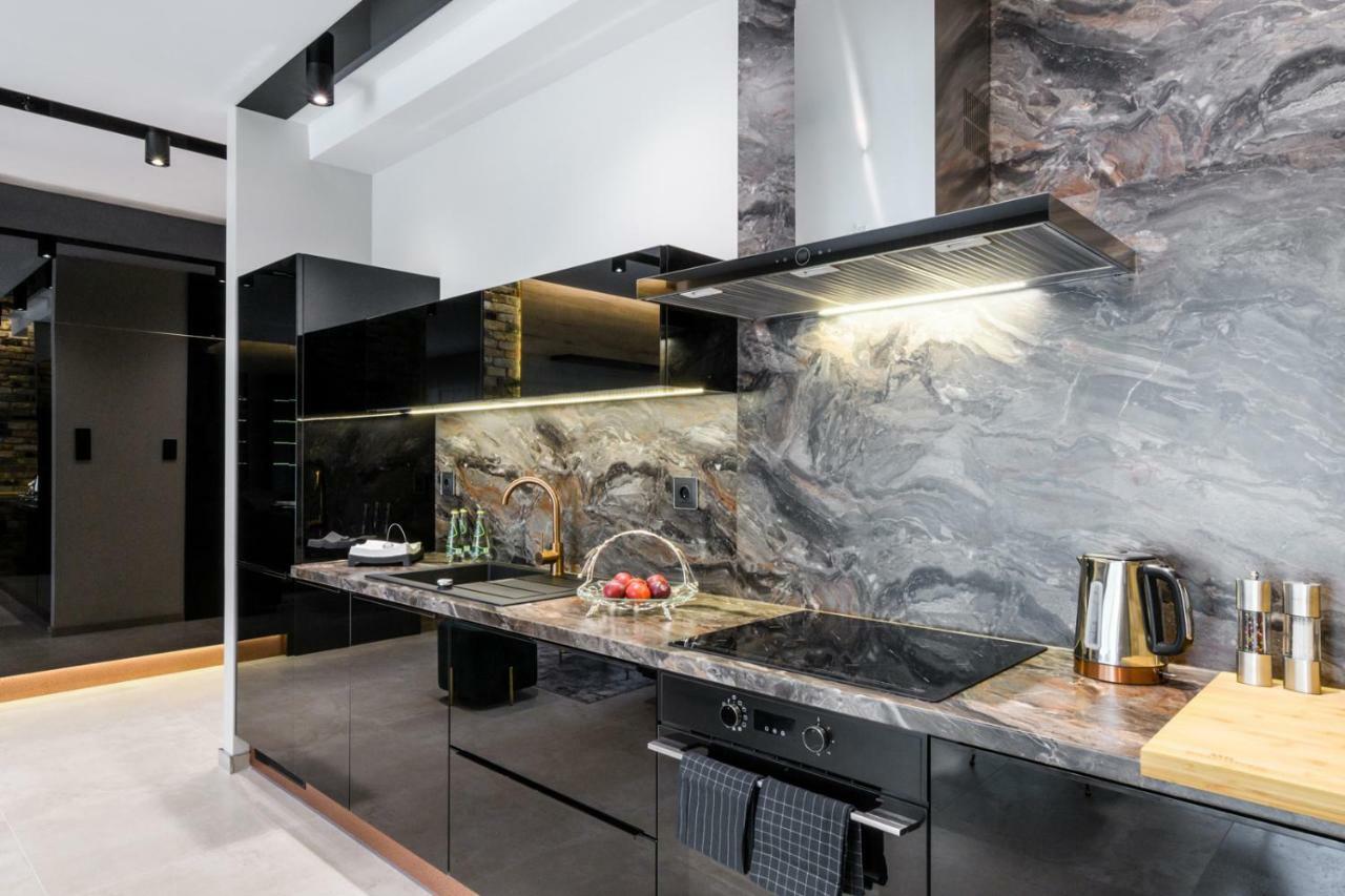 Zlota Luxury Apartments วอร์ซอ ภายนอก รูปภาพ