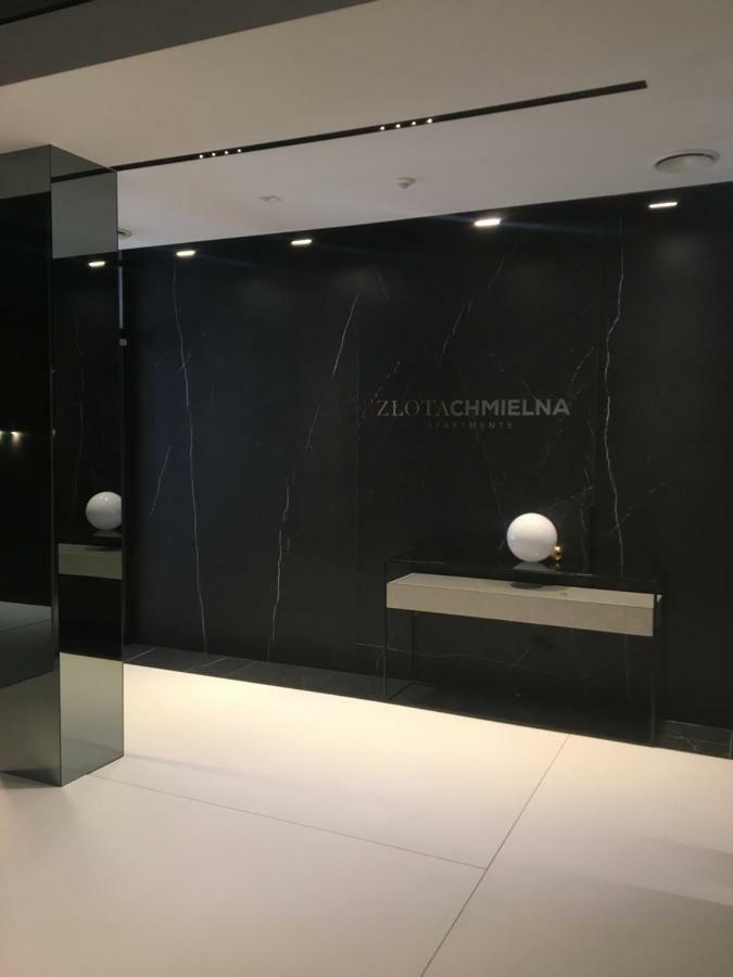 Zlota Luxury Apartments วอร์ซอ ภายนอก รูปภาพ