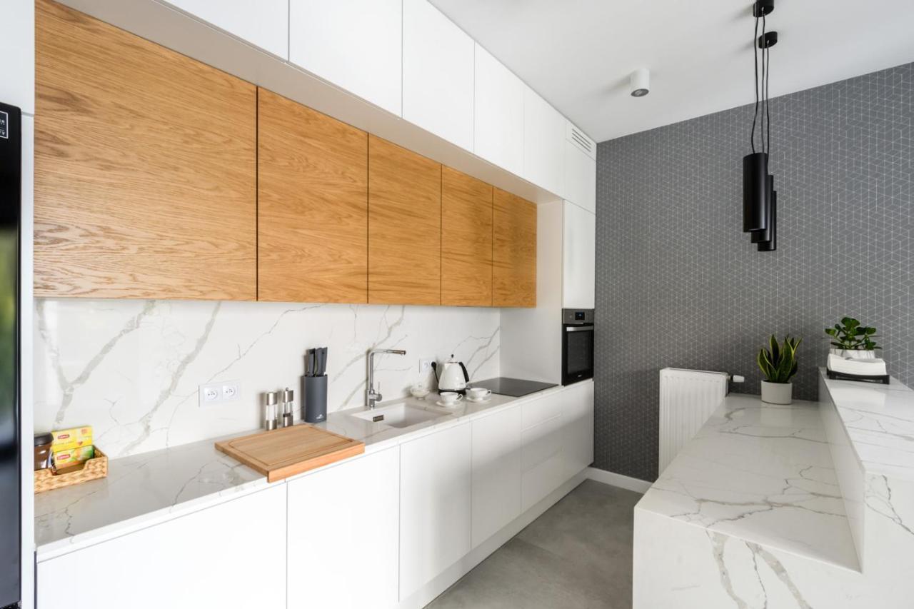 Zlota Luxury Apartments วอร์ซอ ภายนอก รูปภาพ
