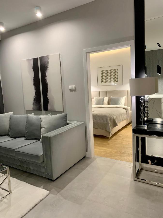 Zlota Luxury Apartments วอร์ซอ ภายนอก รูปภาพ